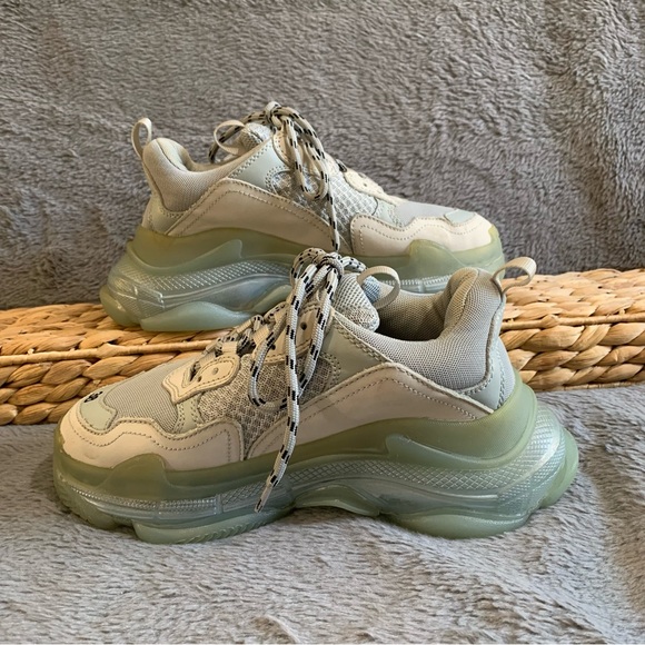 BALENCIAGA sneakers - Picture 2 of 11